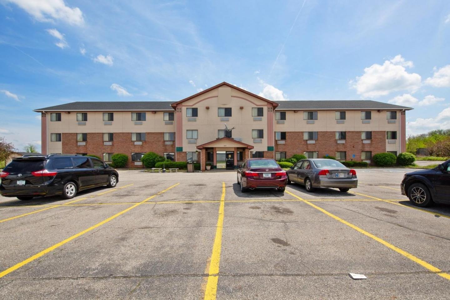 Oyo Hotel Portage I-94 Exteriér fotografie