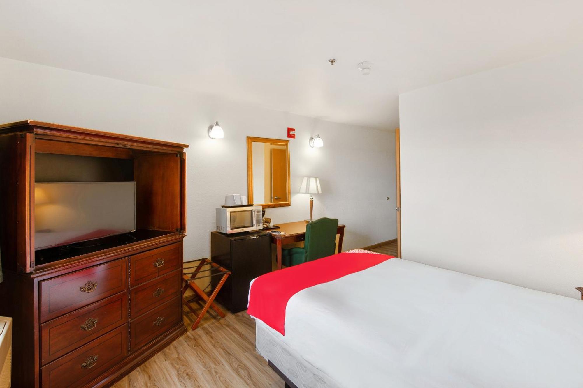Oyo Hotel Portage I-94 Exteriér fotografie